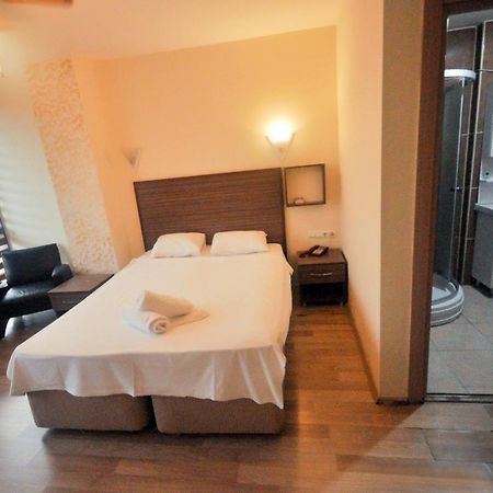 Blue Hotel Provincia di Provincia di Istanbul Esterno foto